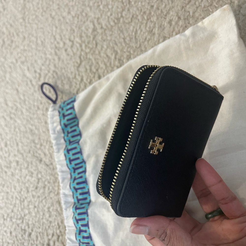 Tory Burch small wallet/ coin and key holder!